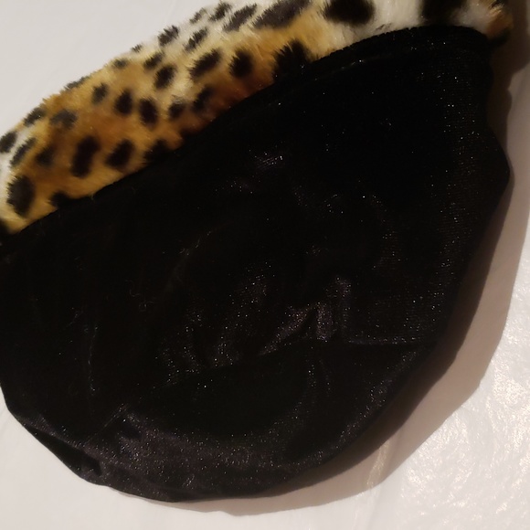 Children's Place Leopard Faux Fur Trim Girls velour hat lined BLACK Warm Soft - Picture 7 of 10